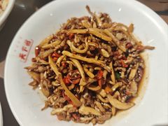 鱿鱼肉丝-天下客饭店(中山路店)