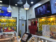 -周黑鸭(武汉天河国际机场五店)