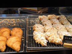杏仁羊角-麦田工坊(月湖店)