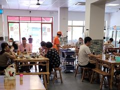 大堂-正果忠记云吞濑粉(总店)