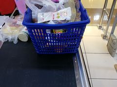 -家乐福(四元桥购物中心店)