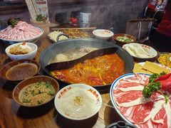 -萍姐火锅·公路夜市(武汉首店)