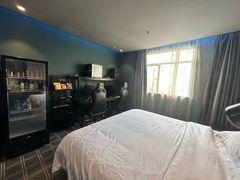 -粤塔X趣影电竞酒店(天河广场车陂地铁站店)