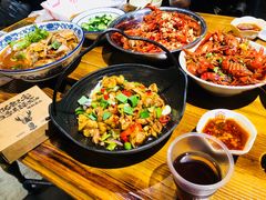 -琥珀老六龙虾(四里河店)