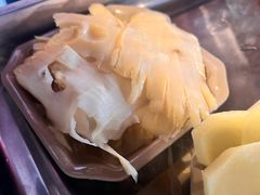 -九尺赵老四鲜鹅肠火锅