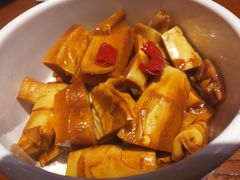 -渝是乎川渝小炒(新世界百货望京店)