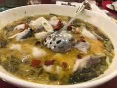 酸菜鱼-东江渔村(皇悦店)