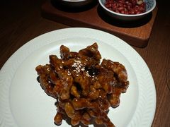 -肆海小川菜酒馆Wine Bistro (青年路店)
