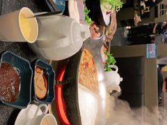 -湊湊火锅·茶憩(打浦桥日月光店)