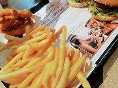 -The Habit Burger Grill 哈比特汉堡(复兴soho店)