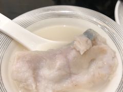 锅仔财鱼饺-亢龙太子酒轩(东湖店)