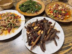 炸泥鳅-哈尼梯田美食土菜馆