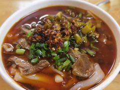 -魏旺湖北正宗牛肉面(硚口公园店)