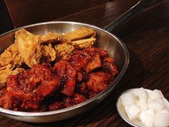 双拼炸鸡-MI WU FACTORY米屋美食工厂餐厅(绿地店)