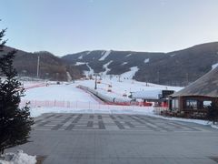 -中旅松花湖滑雪场