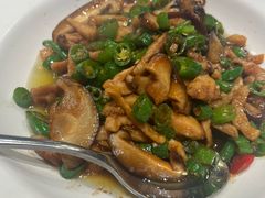 -渝是乎酸菜鱼(龙旗购物中心店)