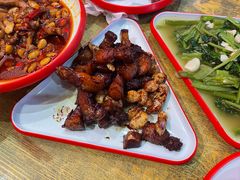 -老闵田螺馆·南昌特色小炒(梦时代店)