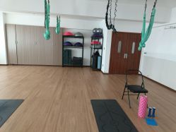 -馨媛瑜伽普拉提