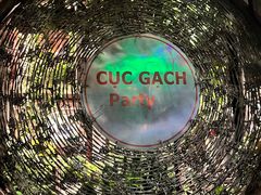 -Cuc Gach Quan Restaurant