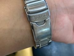 -亨得利钟表商店