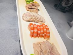 -HOMES上海本帮菜(襄阳公园店)