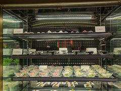 面包甜点陈列柜-半岛翡丽海鲜自助餐厅(观风亭店)