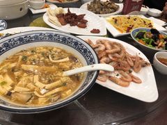 -洁神饭庄·海鲜·青岛菜·30年老字号(五四广场店)