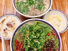 招牌生烫牛肉大理饵丝-云阿蛮云南生烫牛肉米线(奉贤路店)