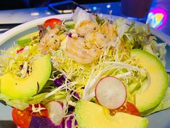 牛油果大虾沙拉-JUKEBOX玖部音乐餐厅(华侨城店)