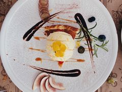 -Mark&Mars Restaurant