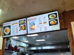 -碗里捞川渝特色面(沙河玖耀里店)