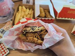 -塔斯汀中国汉堡(浦东绿地东海岸店)