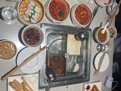 -海底捞火锅(芜湖银泰城店)