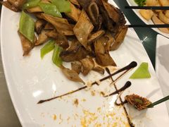 -紫玥铂尔曼酒店零点餐厅