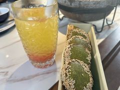-绿茶餐厅(龙井船宴· 品牌总店)