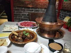 -羊家胡同·龙虾烧烤火锅(龙汇路店)