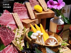 -山川小町·极番烧肉(新地假日广场店)