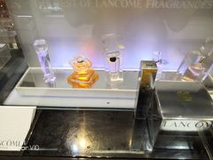 -日上免税店(三径路t3店)