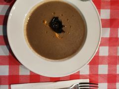 -1886德国汽车餐厅(外滩十六铺码头店)