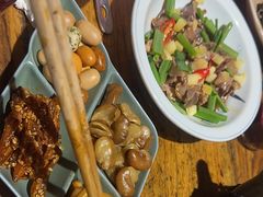-老牌坊云南鱼豆花火锅(爱建店)