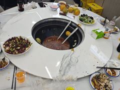 -丹水桥地锅鱼·翘嘴鲌·地方特色全鱼宴(丹江口大坝店)