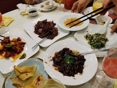 -梅龙镇酒家(南京西路总店)
