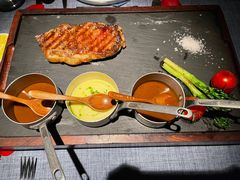 -弦月窗LUNETTE BY AMANDA(复兴路店)