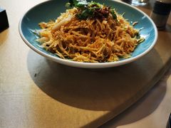 -八府香鸭·啫啫煲(华山路店)