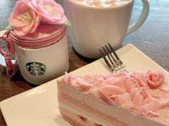 樱花玛奇朵蛋糕-星巴克臻选(广州沙面店)