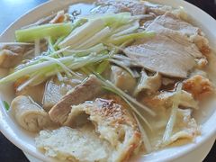 -金卯白肉罩火烧
