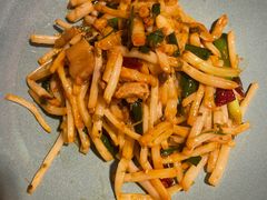 -魏铭鱼头捞饭(晋阳路店)