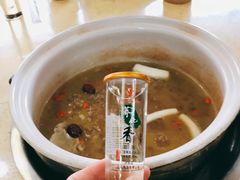 -东巴谷野生菌火锅餐厅