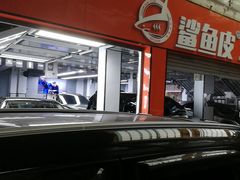 -鲨鱼皮汽车凹陷玻璃修复(静安店)