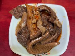 -金杨拉面王小吃面馆·牛三宝面·红烧牛肉粉